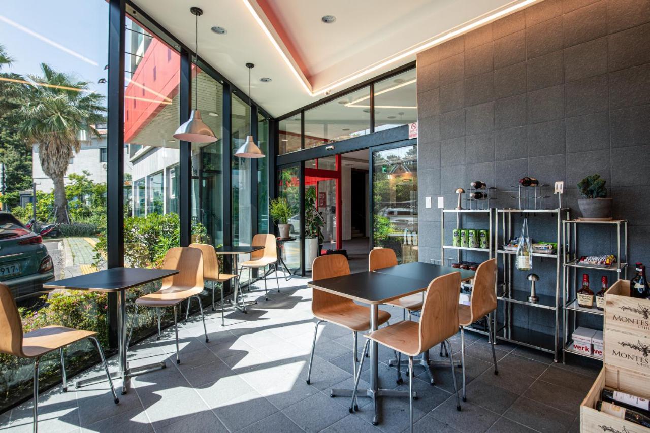 베드라디오 도두봉 BEDRADIO Dodubong Hotel Oedo-dong Ngoại thất bức ảnh