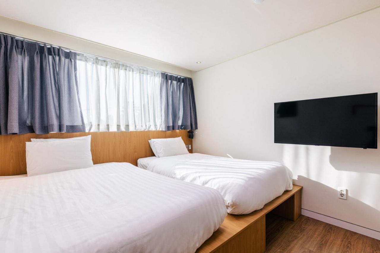 베드라디오 도두봉 BEDRADIO Dodubong Hotel Oedo-dong Ngoại thất bức ảnh