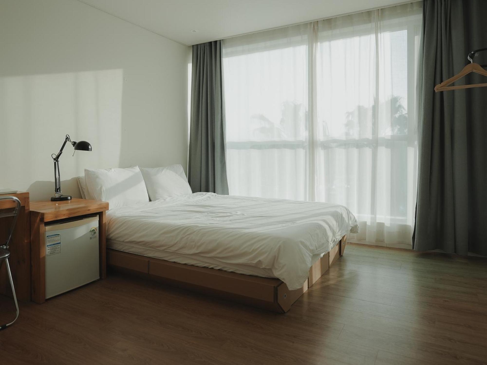 베드라디오 도두봉 BEDRADIO Dodubong Hotel Oedo-dong Ngoại thất bức ảnh