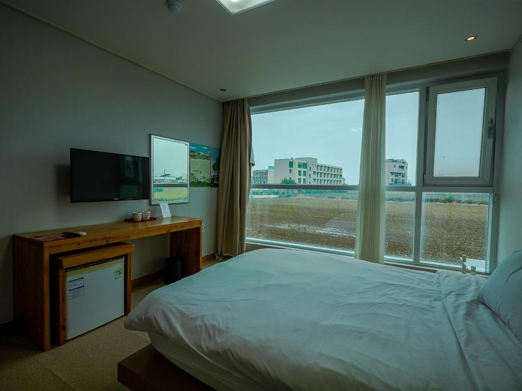 베드라디오 도두봉 BEDRADIO Dodubong Hotel Oedo-dong Ngoại thất bức ảnh